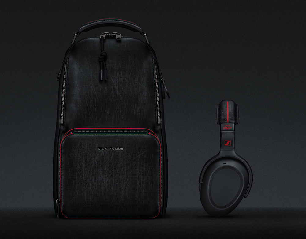 PXC_550 Sennheiser X Dior Homme Travel Solution 